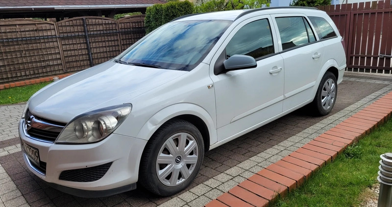 Opel Astra cena 6500 przebieg: 275400, rok produkcji 2007 z Bielsk Podlaski małe 79